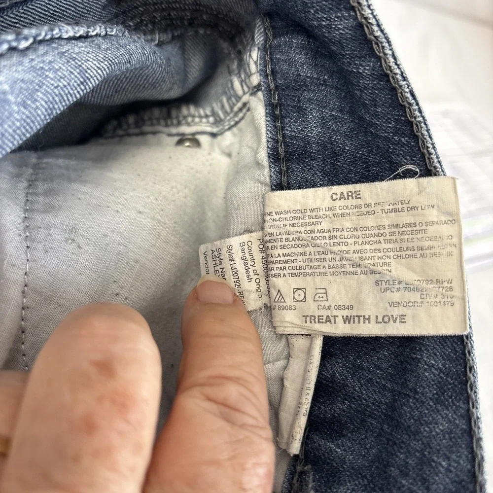 LEI Ashley Skinny Jeans Womens 17 Reg Blue Embroidered Pocket Low Rise Denim